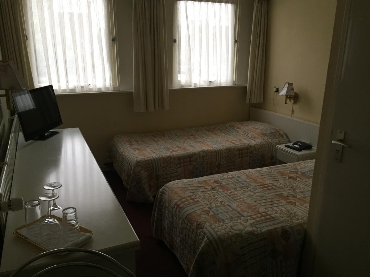 Plein 13 Hotel Drunen Bagian luar foto